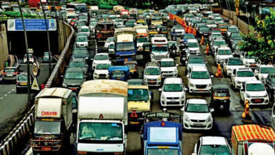 Mumbai's vehicular congestion rises by 15%; rationalize car ownership, say experts