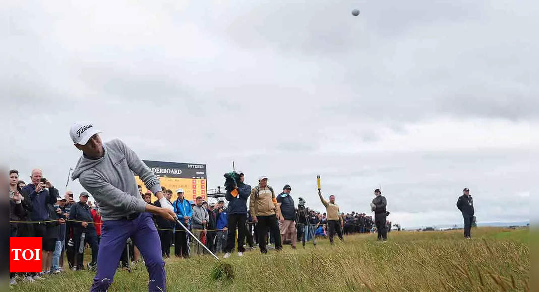 Justin Thomas Leads British Open at Troon