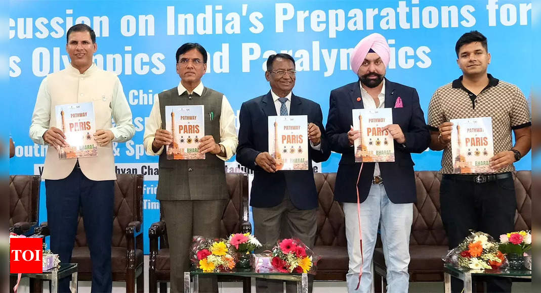 Sports minister Mansukh Mandaviya joins top Olympians in panel discussion on India’s preparations for Paris Olympics | More sports News – Times of India