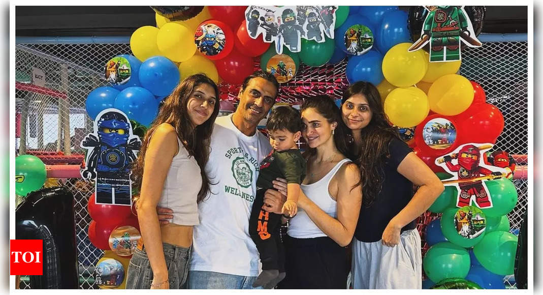 Arjun Rampal and Gabriella Demetriades celebrate sons Arik and Ariv's ...