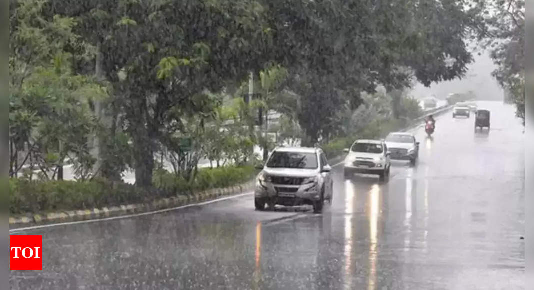 Rain Activity: Yellow alert issued, rain activity may intensify | Delhi ...