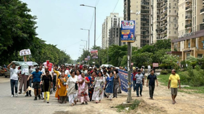 Residents rue poor facilities at Noida's La Residentia Society