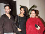 Sonakshi Sinha with family