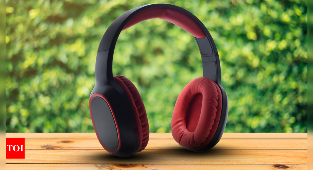 Best Headphones Under 4000 Top Picks From Boat JBL Sony And More Times of India