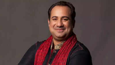 Pakistani singer Rahat Fateh Ali Khan denies arrest rumours in Dubai over defamation complaint by his former manager: Watch video