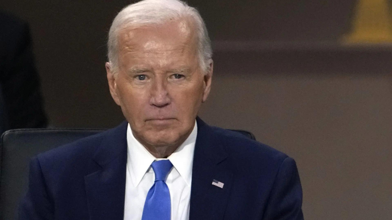 Pemilu AS: Joe Biden mengatakan penarikan diri adalah ‘hal yang benar untuk dilakukan’, mendesak ‘pelukan Kamala’