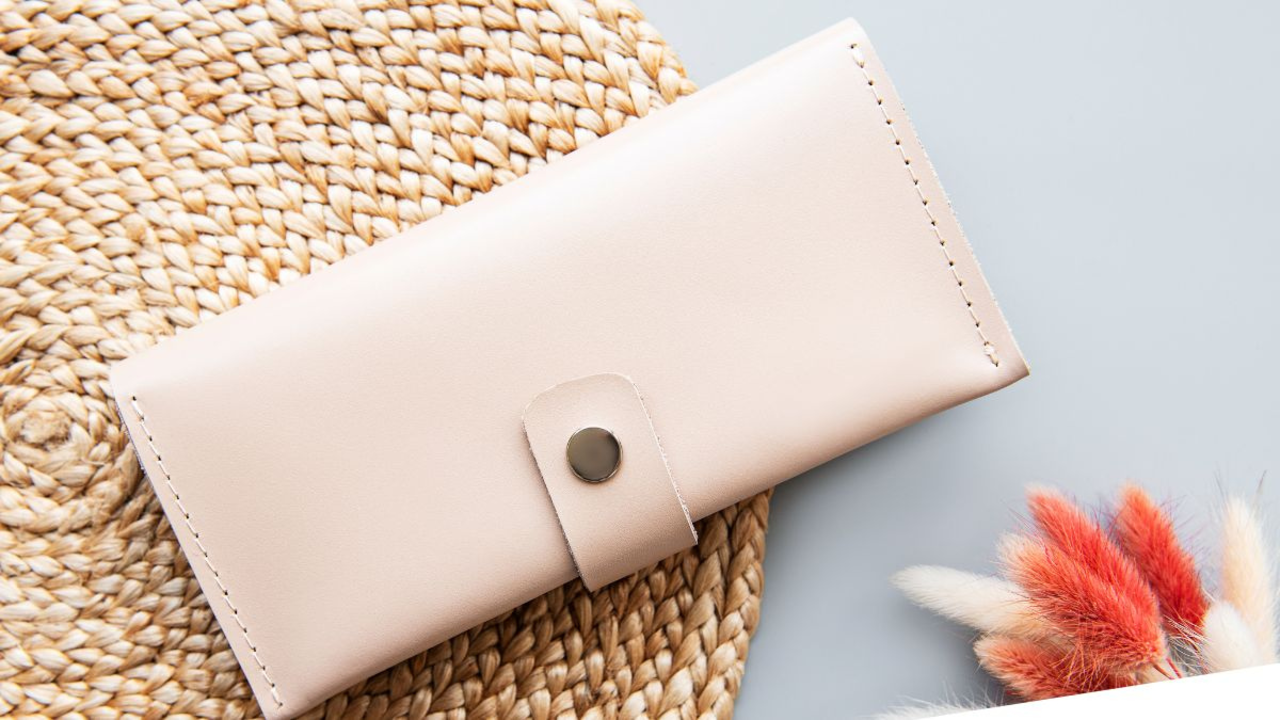 Best Wallets for Women With Classy Designs And Huge Spaces - Times of India