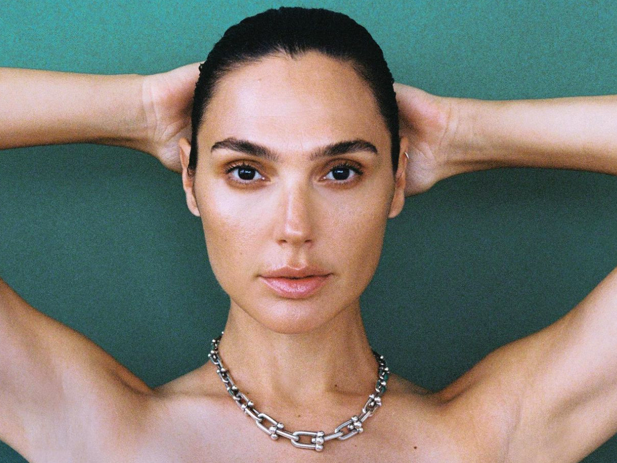 Monsoon must-haves: Skincare secrets for a naturally beautiful skin like Gal  Gadot