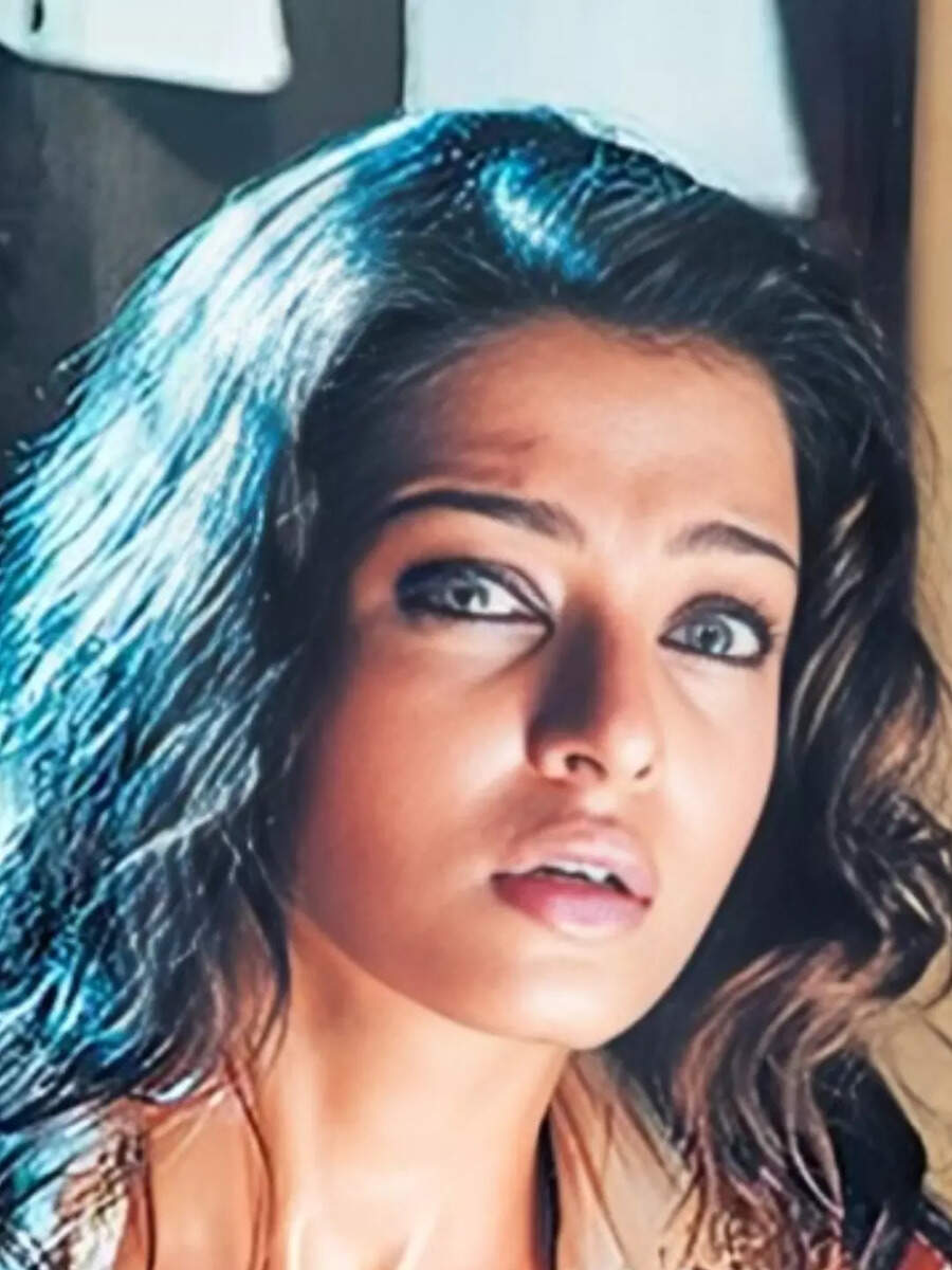 7 Most Iconic Femme Fatales Of Bollywood