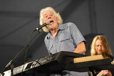 British Blues pioneer John Mayall dies at 90