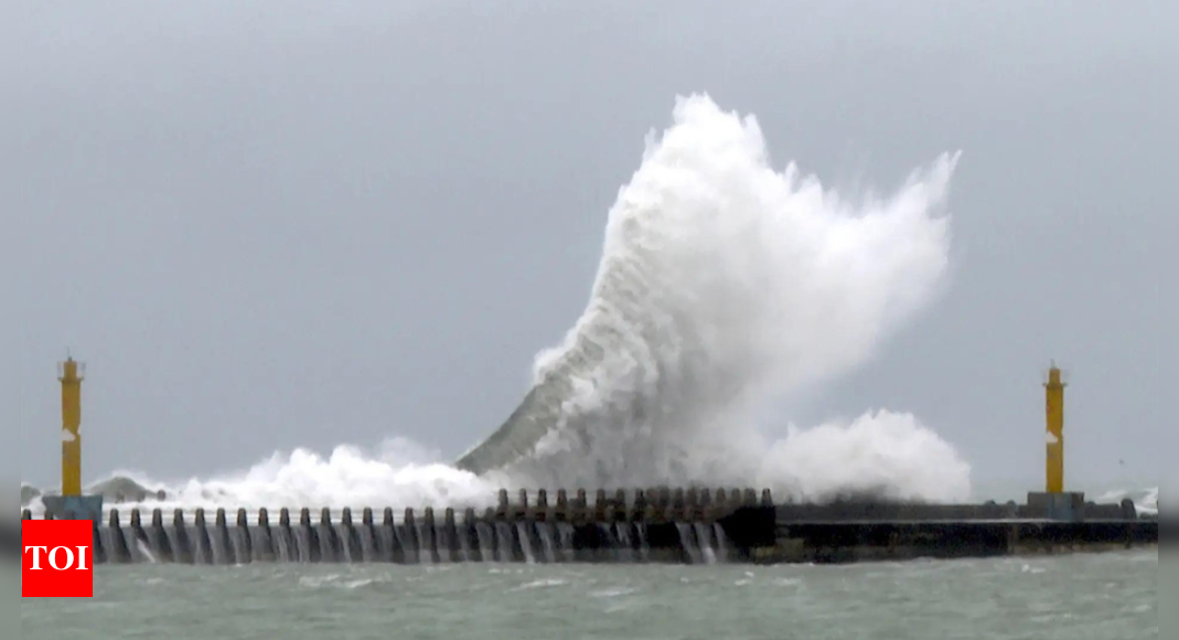 Typhoon Gaemi: Typhoon Gaemi Heads For China After Leaving 25 Dead In ...