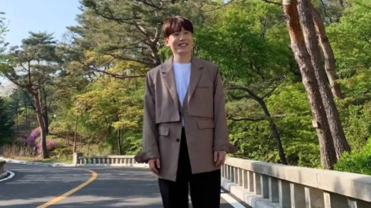 Comedian Nam Chang-hee Reveals Relationship with Non-Celebrity Woman on 'Amazing Saturday'