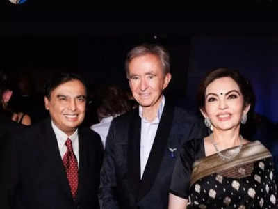 Nita Ambani shines in exquisite sari alongside Louis Vuitton's Bernard Arnault at Paris Olympics