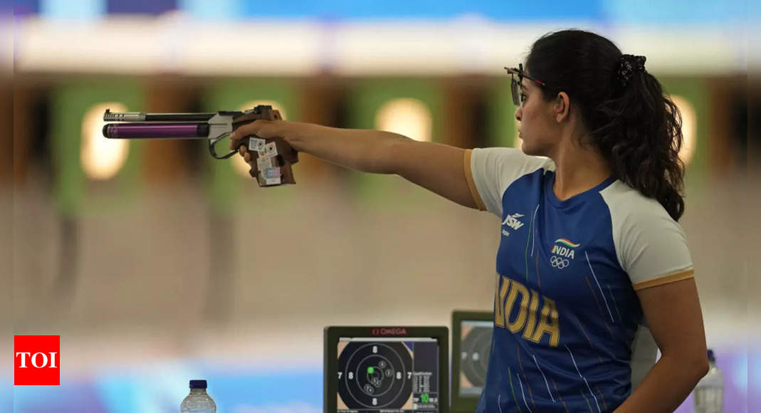 Manu Bhaker Qualifies for 10m Pistol Final in Paris