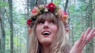 Meet June, the Taylor Swift lookalike wowing fans with her performances