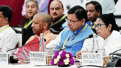 10 out of 36 states, Union territories skip Niti Aayog meet