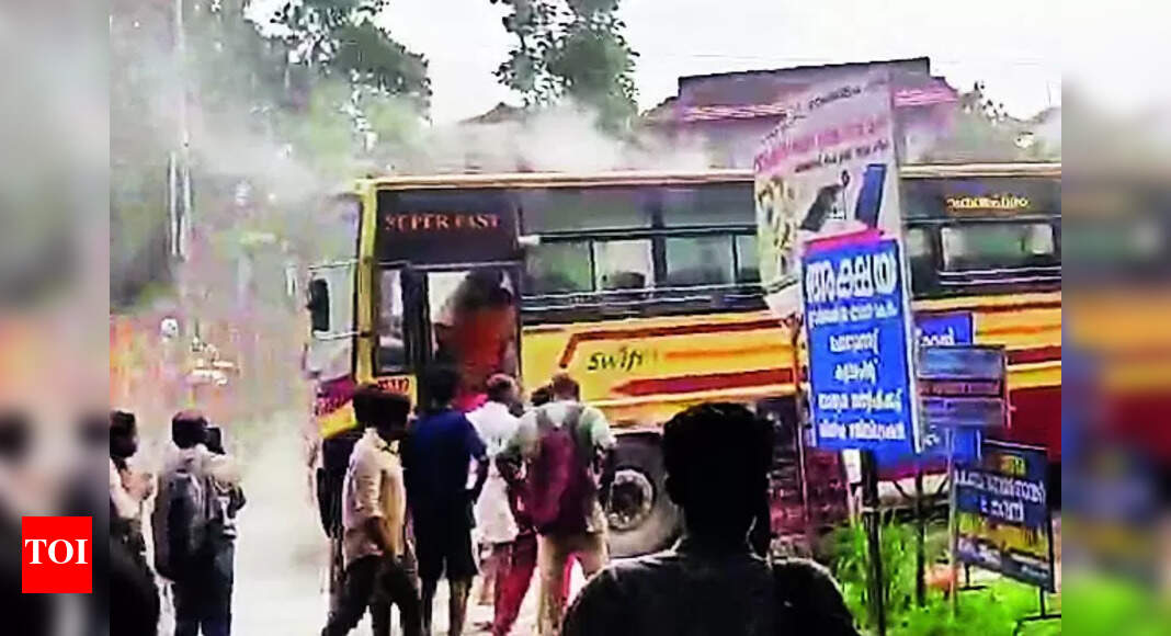 Bus Fire: KSRTC bus fire incident: Passengers escape unharmed | Kochi ...
