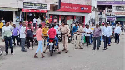 Policewoman catches three students riding a bike in Bagalkot, Karnataka, fines and pays college fees