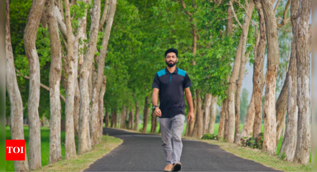 Walking in morning vs walking in evening: Which is effective for weight loss? - Times of India