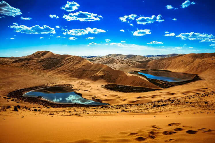 Badain Jaran Desert - Towers of Sand and Lakes (China)