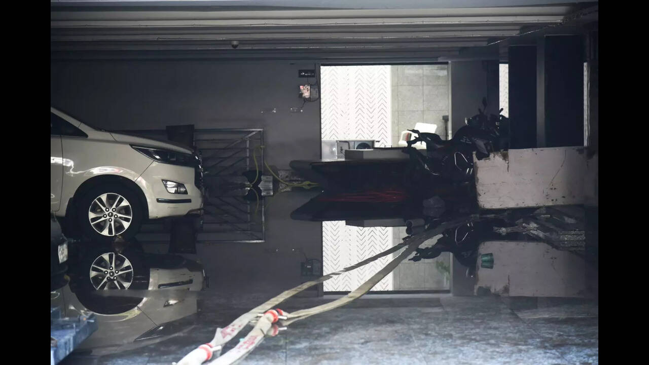 違法行為だらけ：UPSC志願者3人が死亡したデリーのコーチングセンターの地下室は「物置」として使われていた | デリーニュース