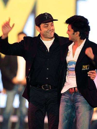 Bobby Deol to bowl for Mumbai Heroes