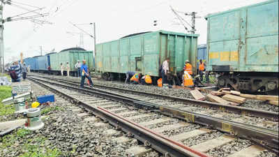 Goods train derails at Odisha's Sambhalpur, no casualties