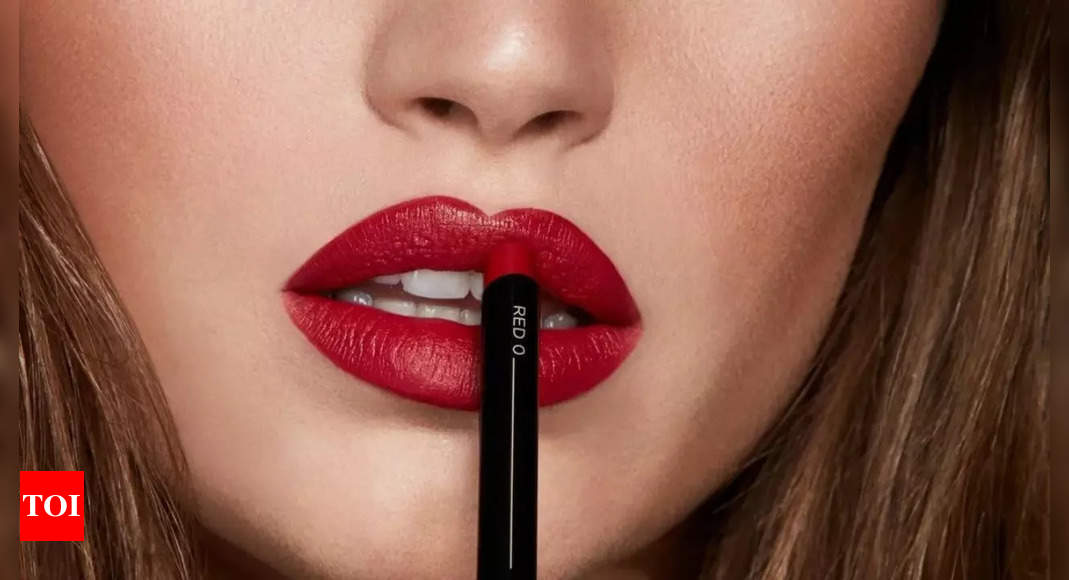 National Lipstick Day; Choosing the right lipstick for your zodiac sign