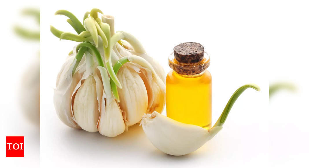 Hair Growth Garlic Oil: How to make garlic oil for instant hair growth |