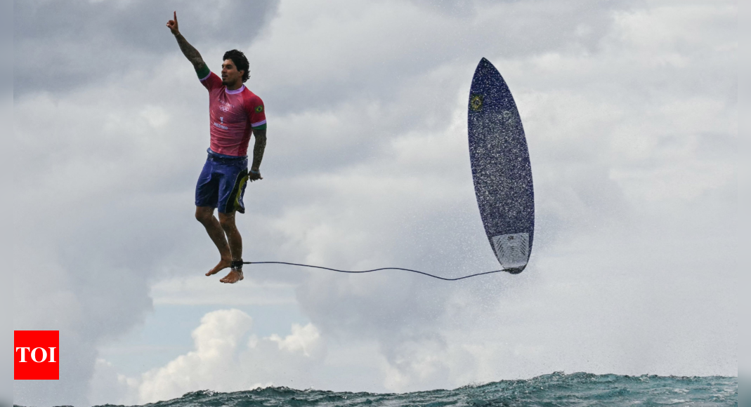 Viral photo: Why this Brazilian Olympic surfer Gabriel Medina’s pose has captured the world’s attention – Times of India