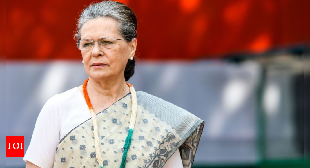 'Mahaul' favours Cong, good show in state polls can alter course of national politics: Sonia Gandhi | India News