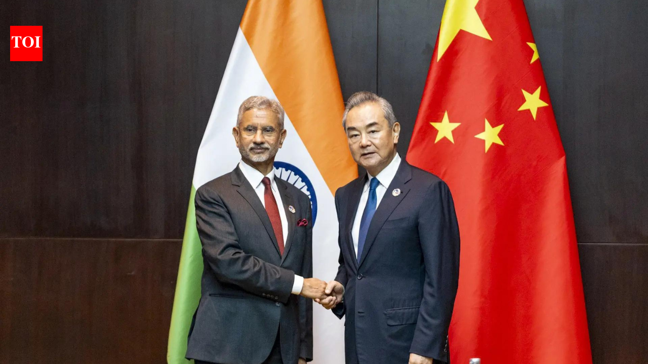 India, China agree to sustain 'momentum' in border talks | India News ...
