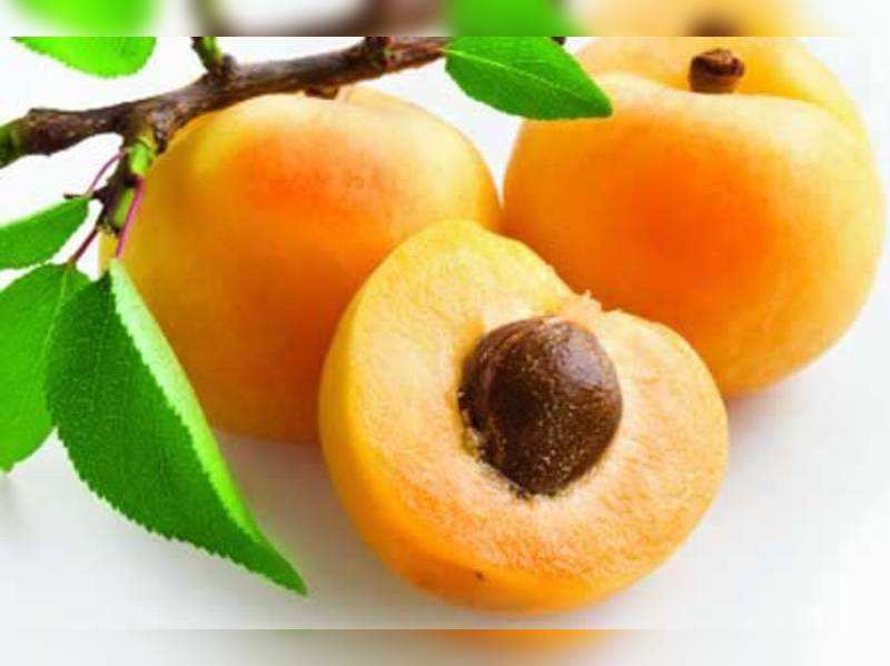 Eat apricots for bright eyes