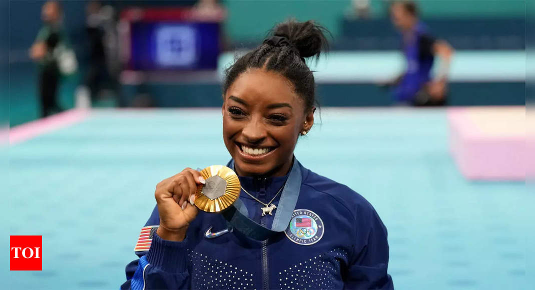 Simone Biles makes history