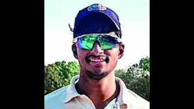 Arafat bowls Evergreen to thumping victory