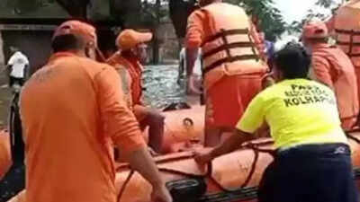 Maharashtra: 5 evacuated, 2 missing after tractor overturns while crossing Krishna River