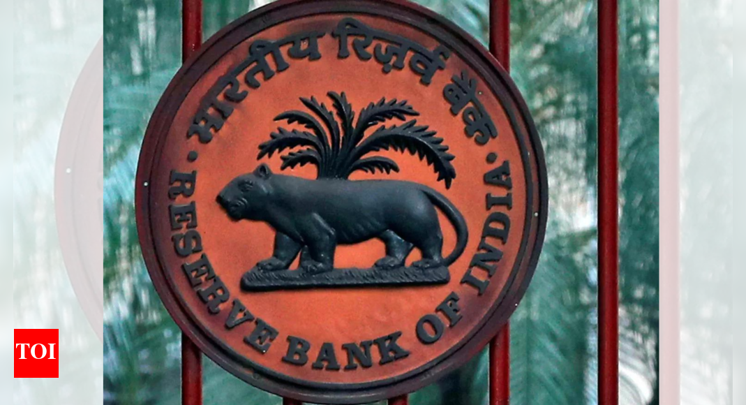 India's forex reserves declines $3.47 billion to $667.386 billion
