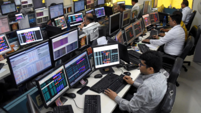 Sensex down nearly 900 pts, biggest fall since poll results