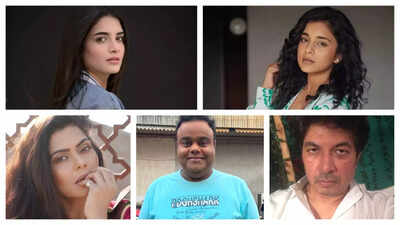 Actors stuck for hours on the Mumbai-Ahmedabad highway; shoots ...