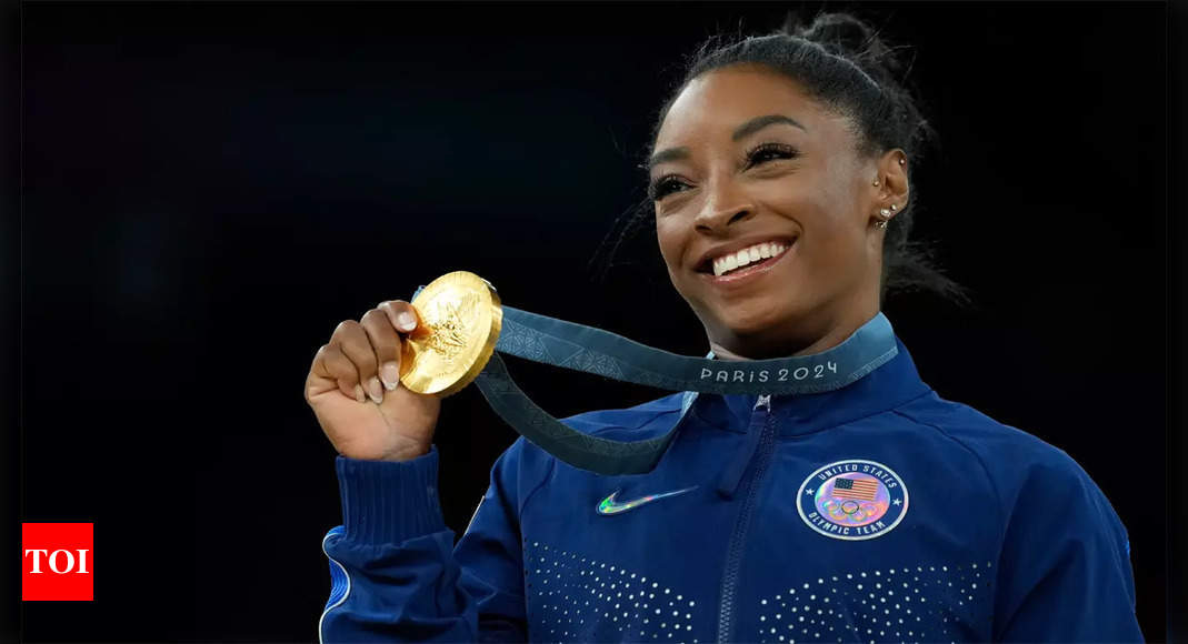 Simone Biles in Olympic vault