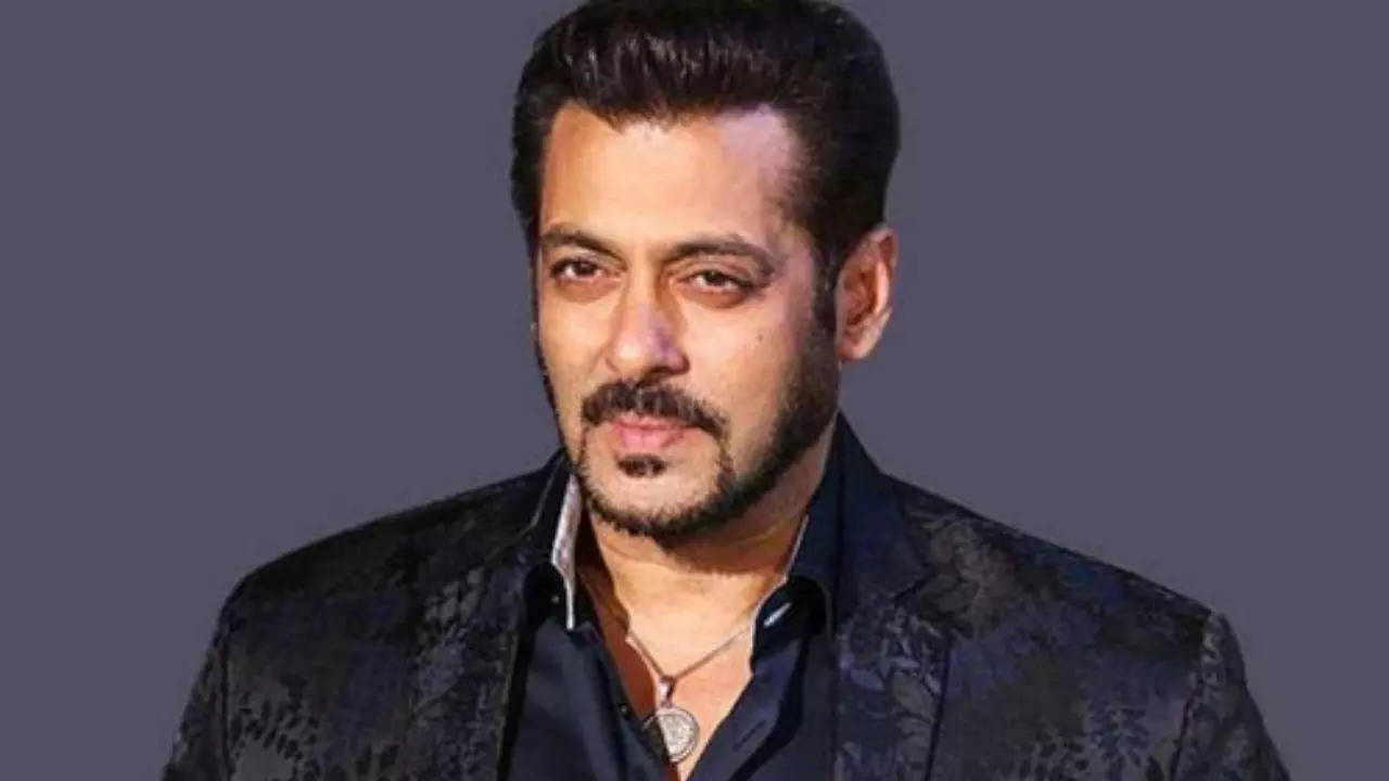 Salman Khan Net Worth: Bollywood's 'Dabangg' with a staggering net worth of Rs 2900 crores | - Times of India