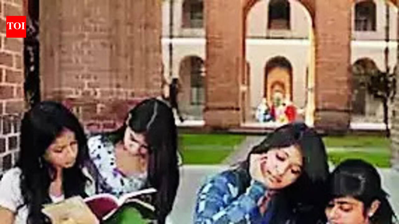 UP CM Yogi Adityanath Pushes for 'One District, One University' Plan ...
