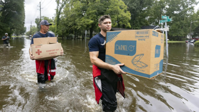 Tropical storm Debby: Community rallies with ice, water, and food distribution post-storm