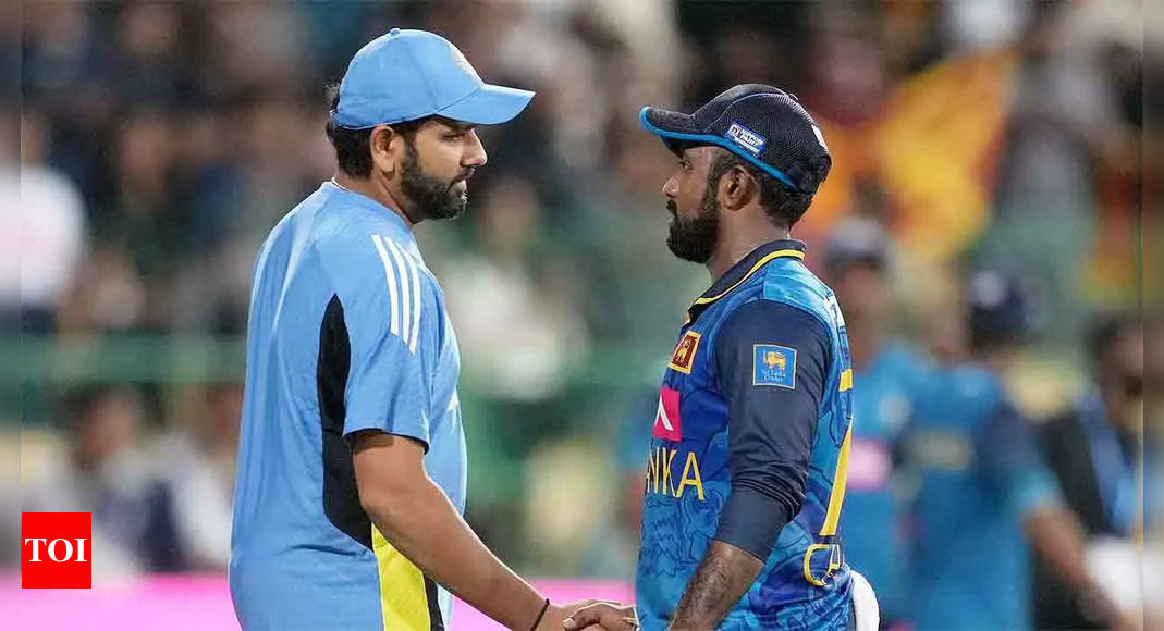 Sri Lanka 20/0 in 4.0 Overs Live Cricket Score IND vs SL India to