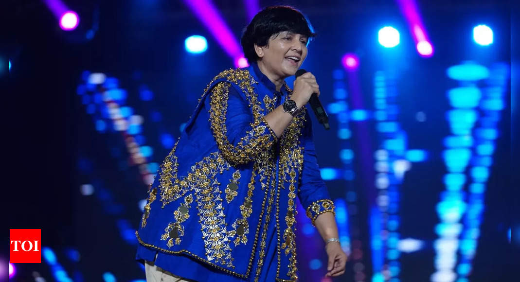 Falguni Pathak on live performances