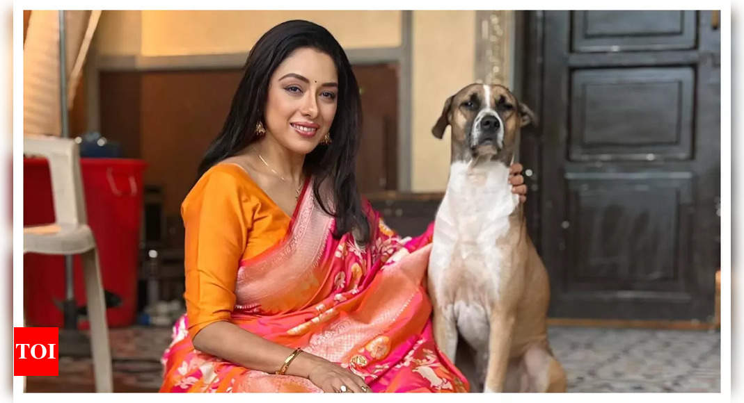 Rupali Ganguly expresses her happiness about sharing screen space with pet dog from the sets; see pics |