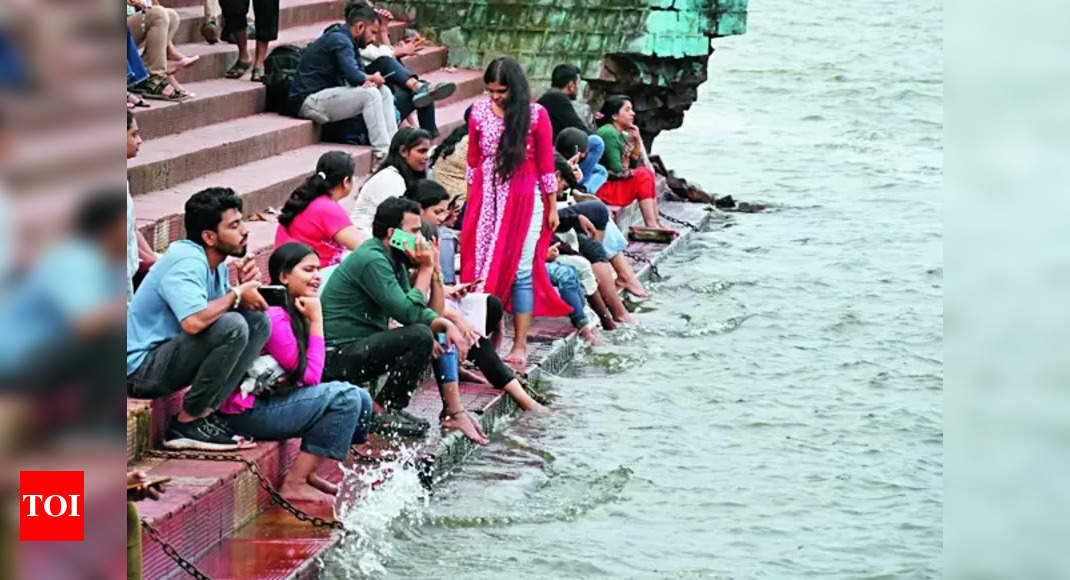 Rain: Rain recedes, temp rises to 30; clear sky likely in Bhopal this week | Bhopal News - Times of India