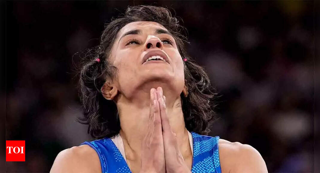 'Vinesh Phogat was in a state of shock' Times of India