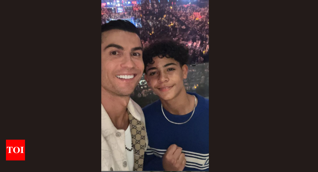 Why would footballer Cristiano Ronaldo not buy his son an iPhone – Times of India