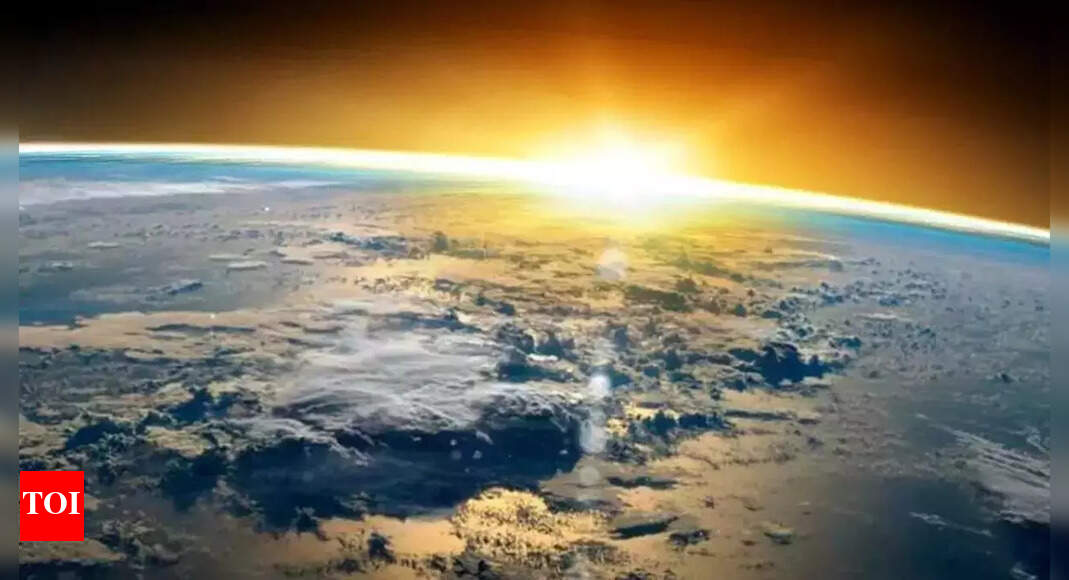 How the sun shines without oxygen in space: Exploring solar fusion and ...